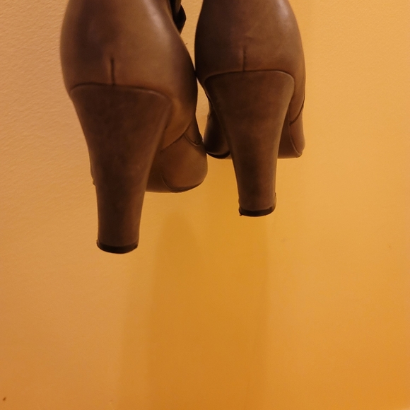 STEVE MADDEN Gray GRAINED leather Heel Boot Pull on - Picture 5 of 6